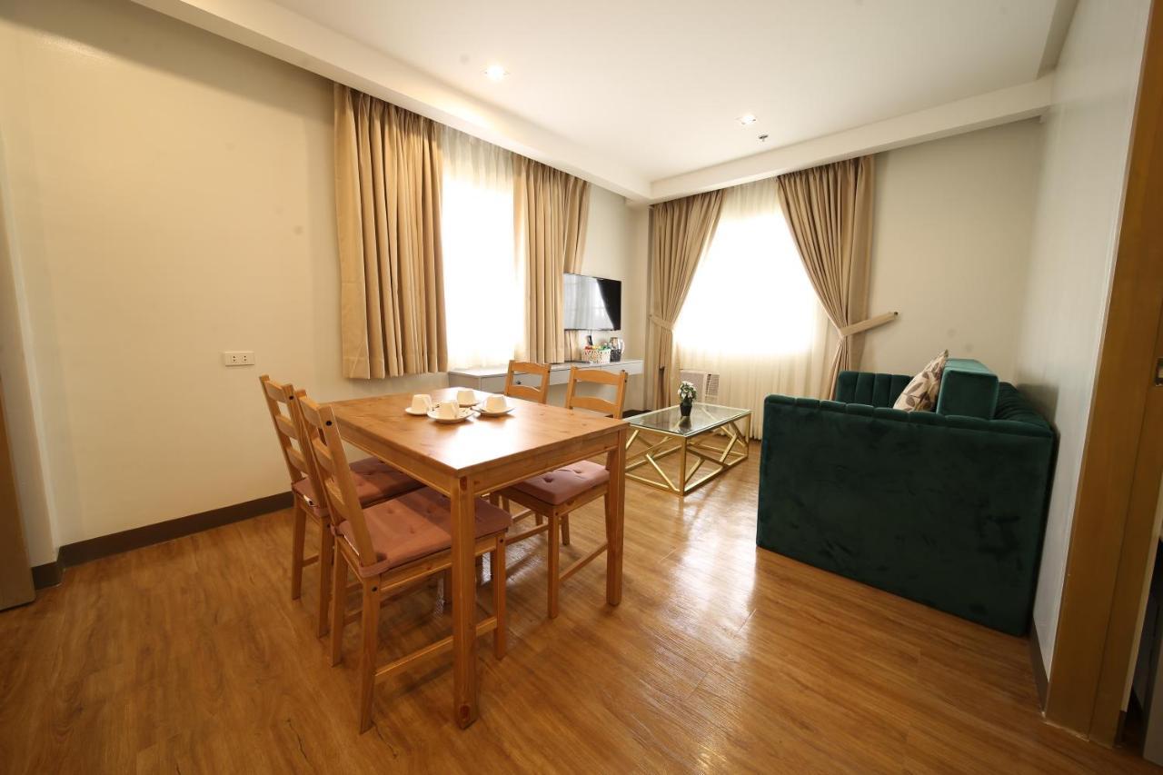 Via Appia Tagaytay Hotel Tagaytay City Bagian luar foto